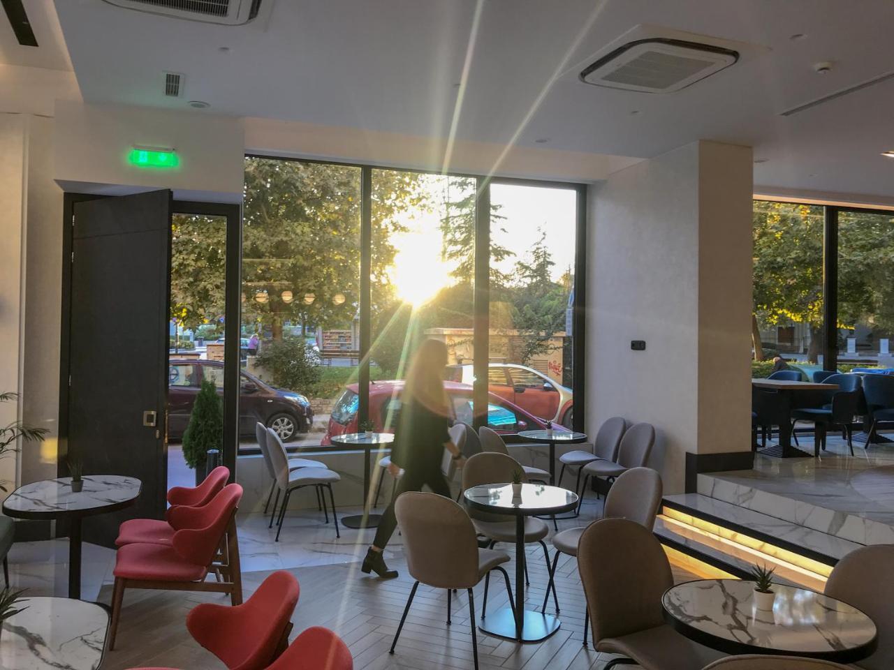 Hotel Park لاريسا المظهر الخارجي الصورة